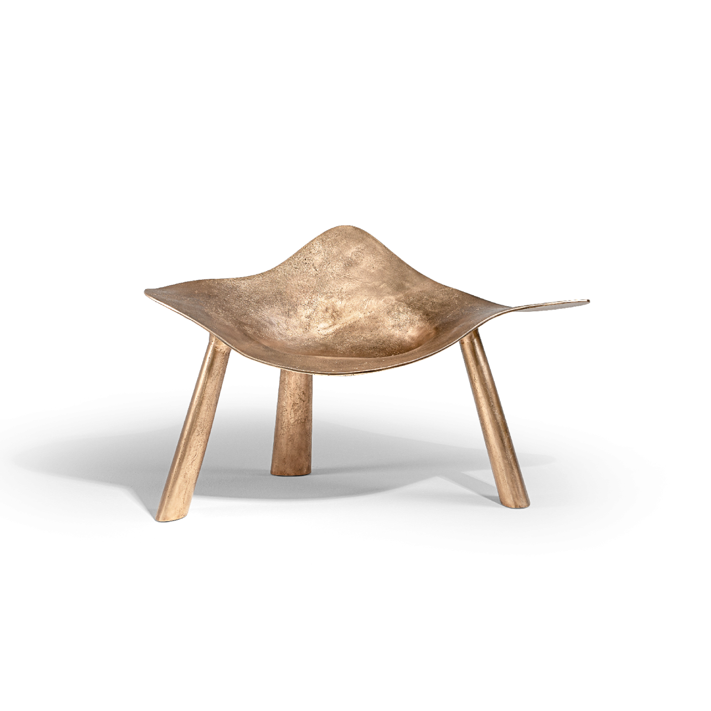 Hessentia-ICONIQUE-armchair-sand-metal-casting_cv