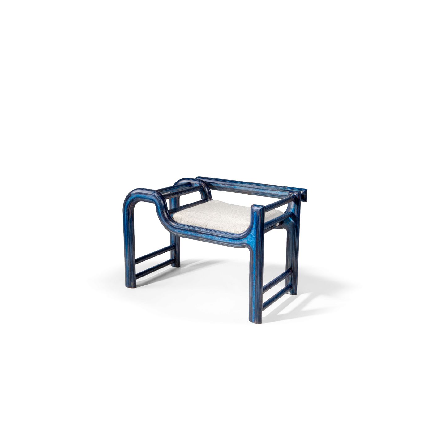 _Hessentia-Itaca_bench_01